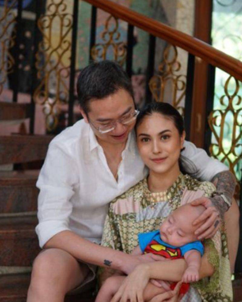 Instagram.com/marcelladaryanani