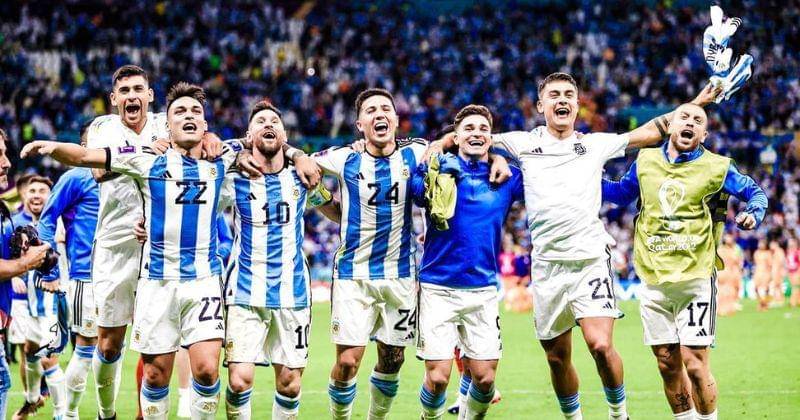 Instagram.com/juliaanalvarez