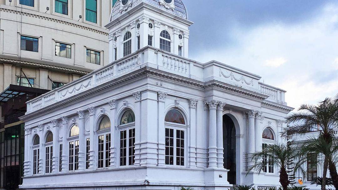 website.com/dinaspariwisatakotamedan