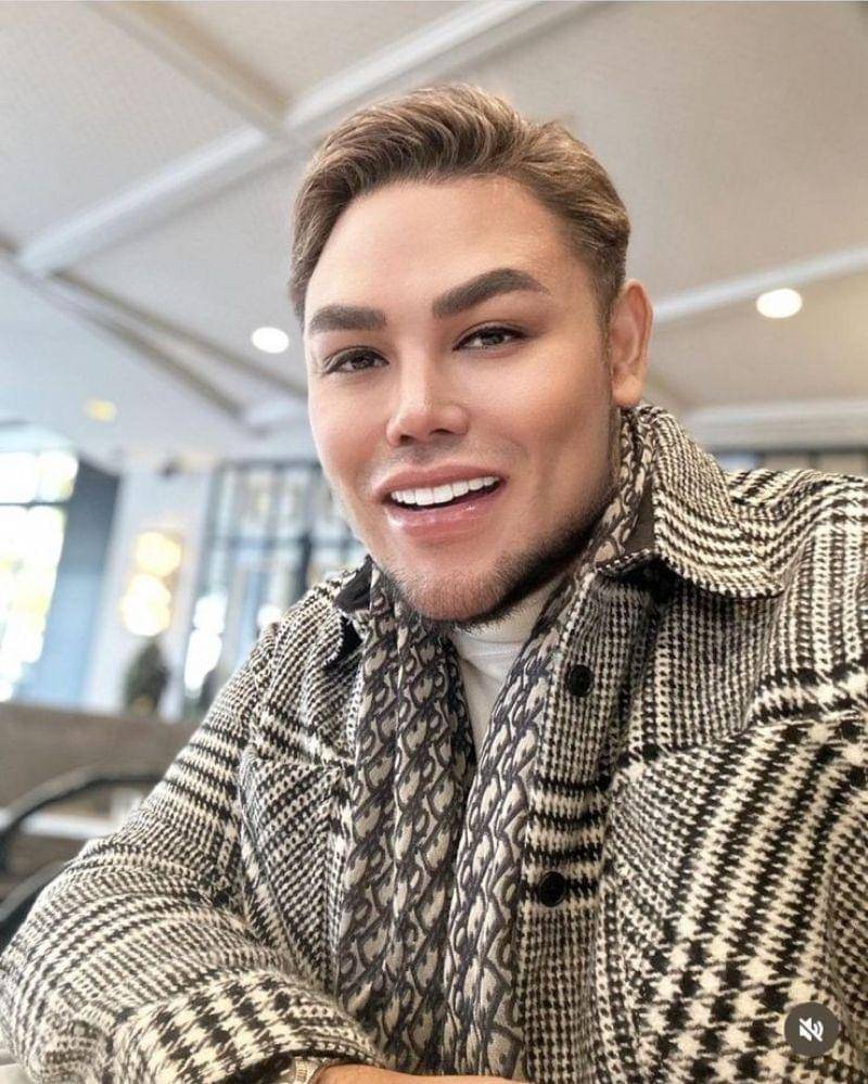 Instagram/Ivan_gunawan