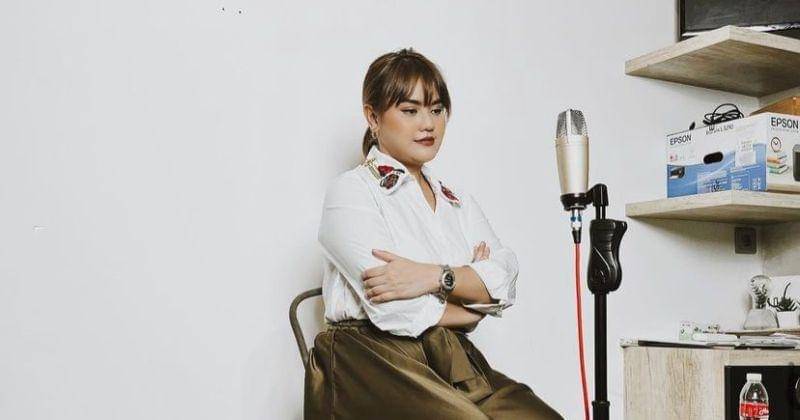 Instagram.com/mytha_lestari