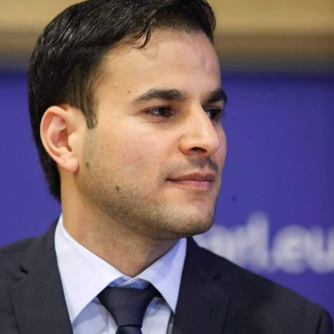 Instagram.com/Waleedalkoniali