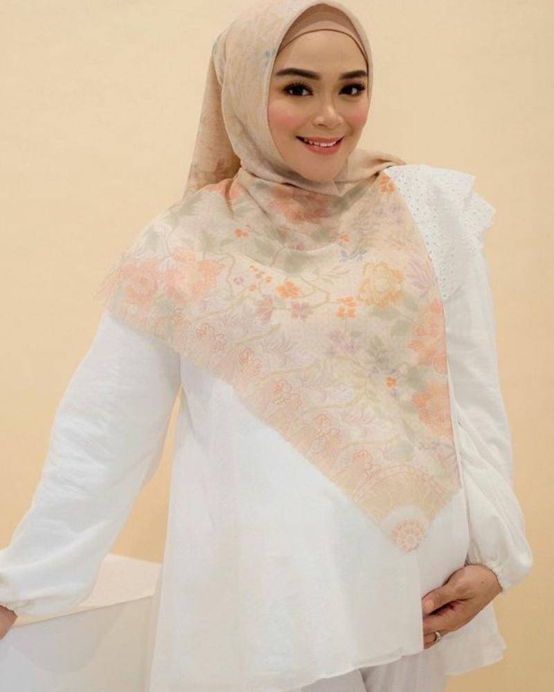 Instagram.com/shezaidris