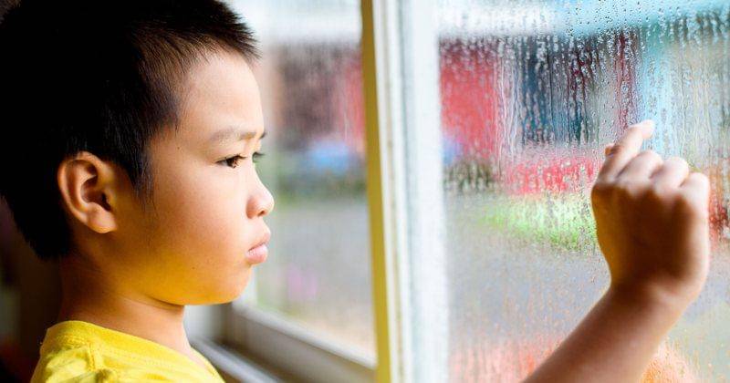 Shutterstock/TinnaPong