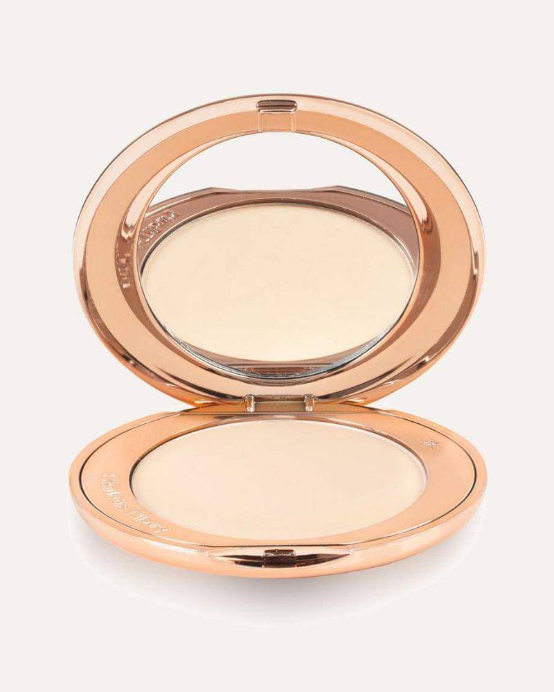 Amazon/CHARLOTTE TILBURY