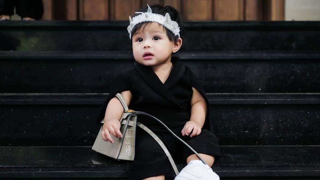 Instagram/ ameenaatta