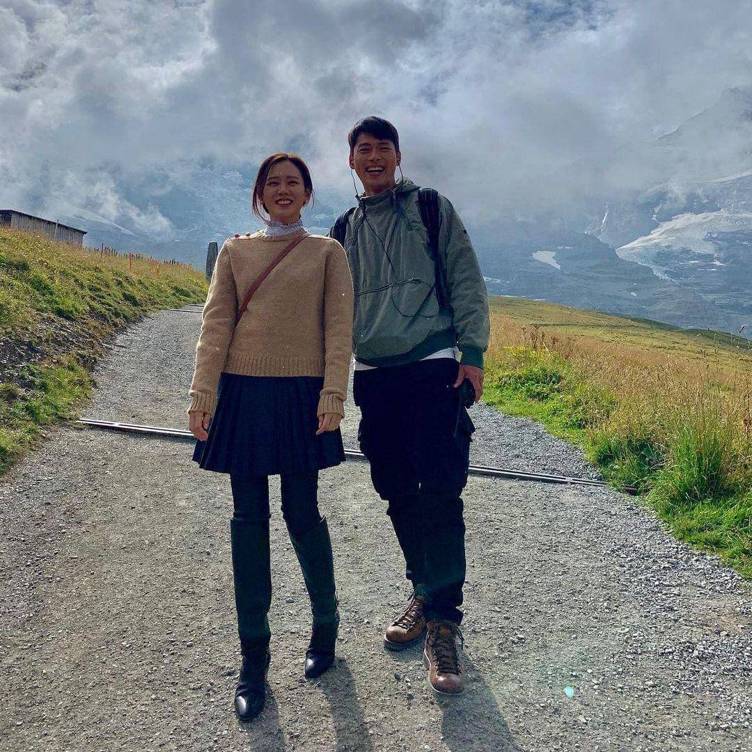 Instagram.com/YejinHand