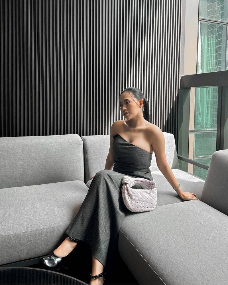 Instagram.com/rachelvennya