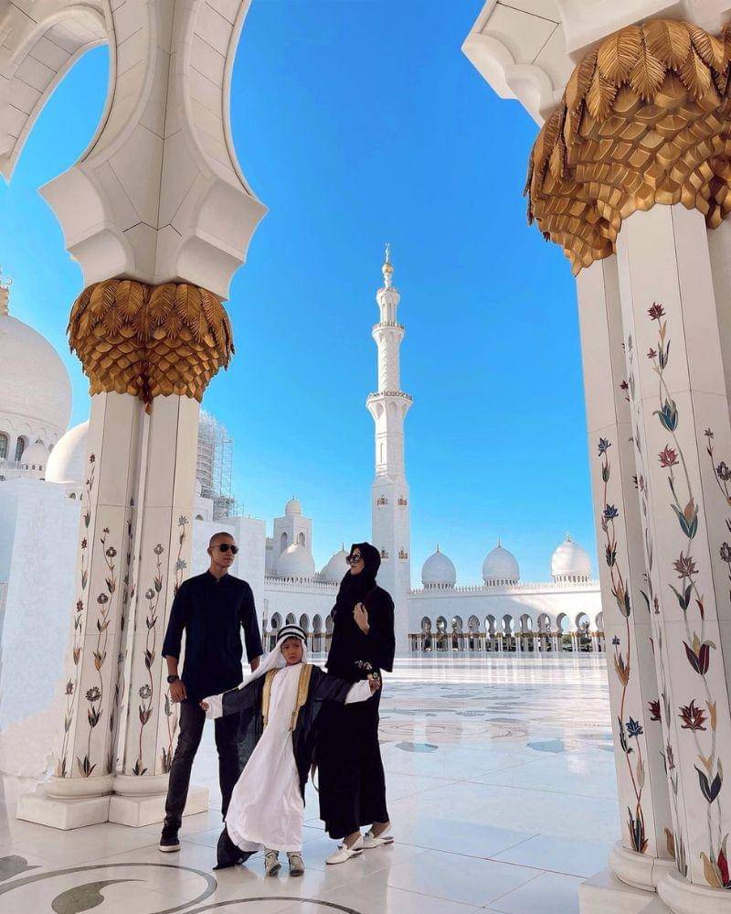 Instagram.com/@mikailapatritz