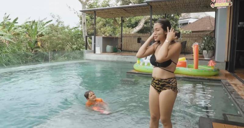 Youtube.com/Jessica iskandar