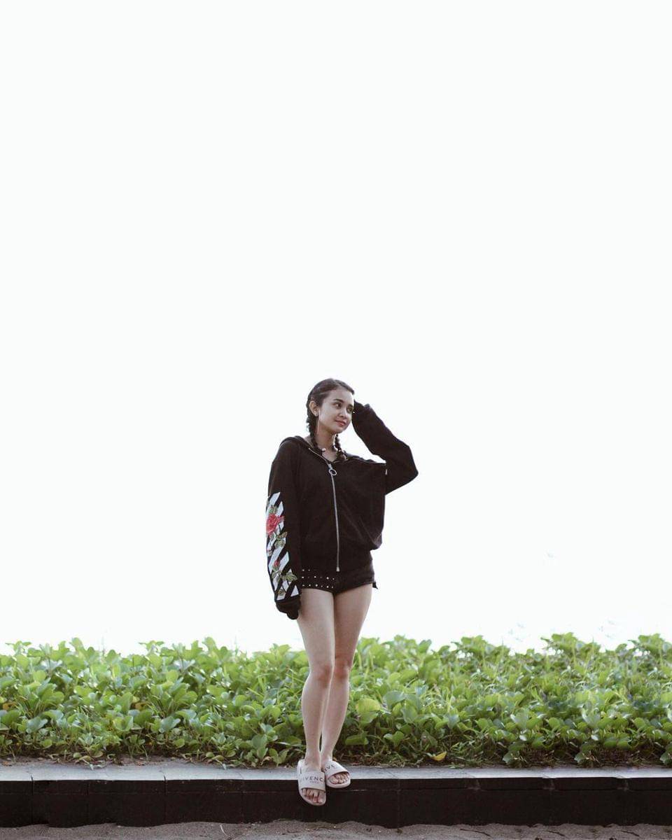 Instagram.com/michelleziu