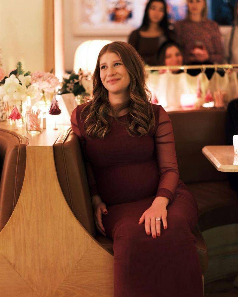 Instagram.com/@jenniferkgates