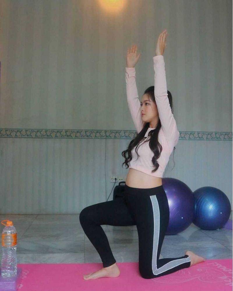 Instagram.com/anariana27