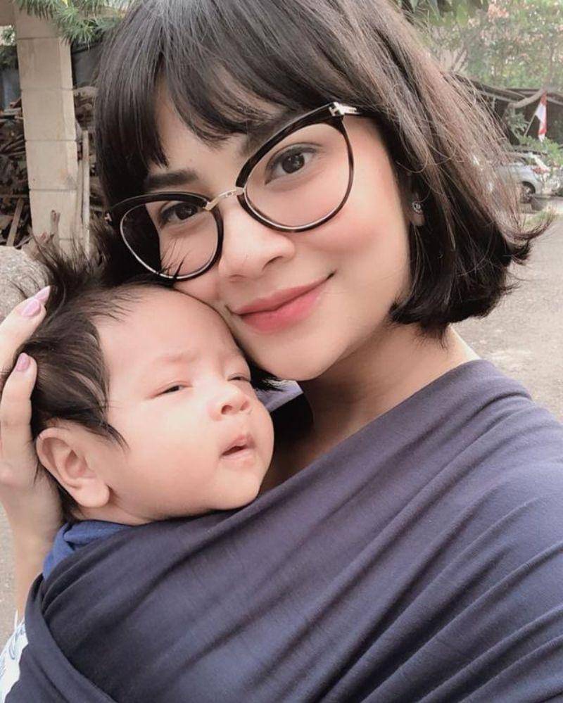 Instagram,com/vanessaangelofficial