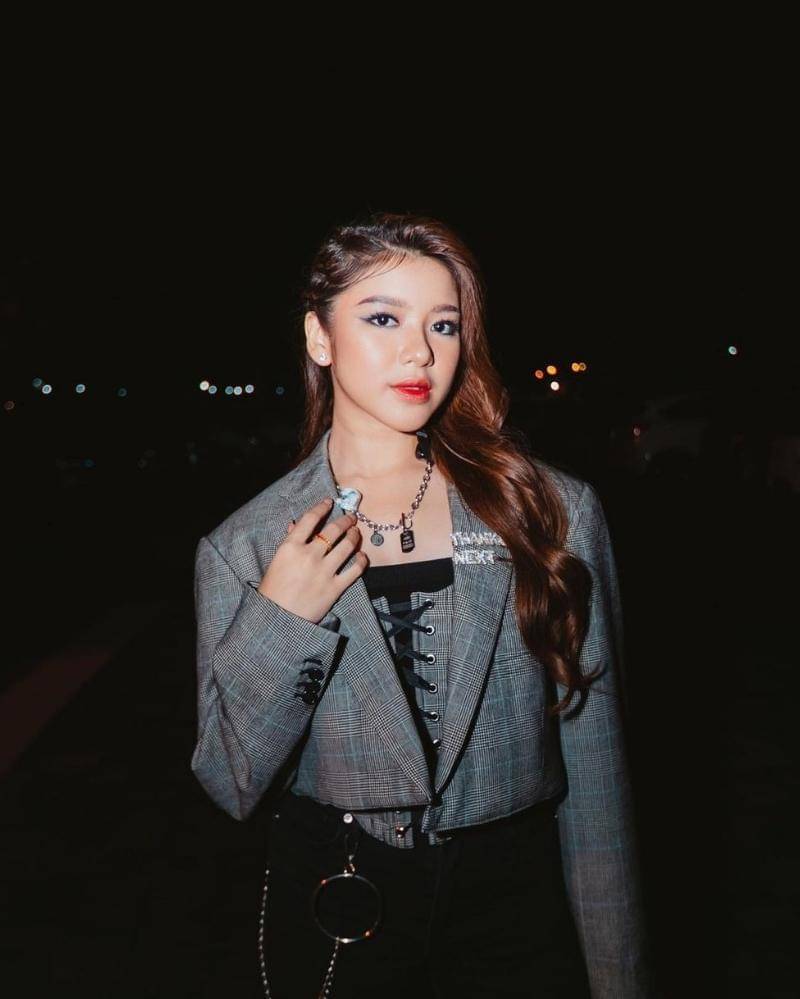 Instagram.com/tiaraandini