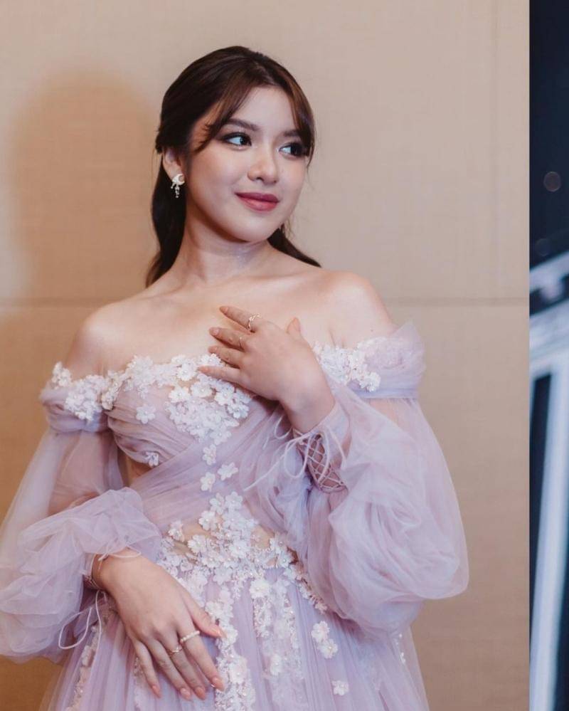 Instagram.com/tiaraandini