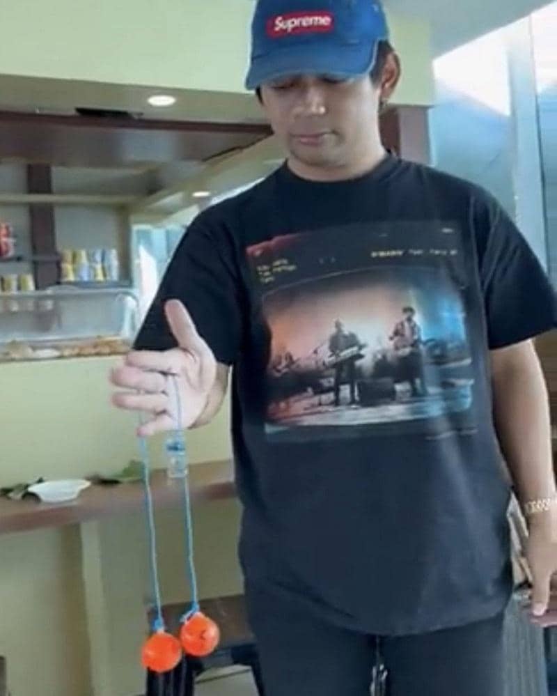 twitter.com/rianekkyp