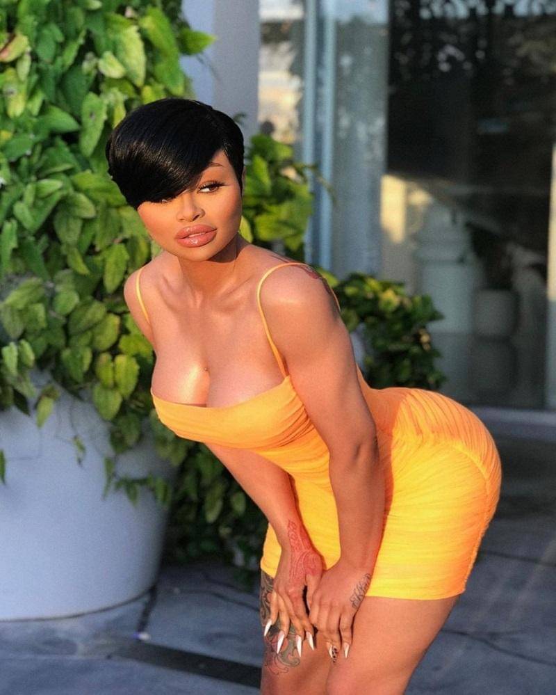 instagram.com/blacchyna