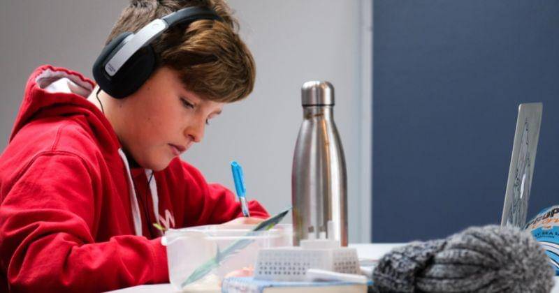 Unsplash/comparefibre