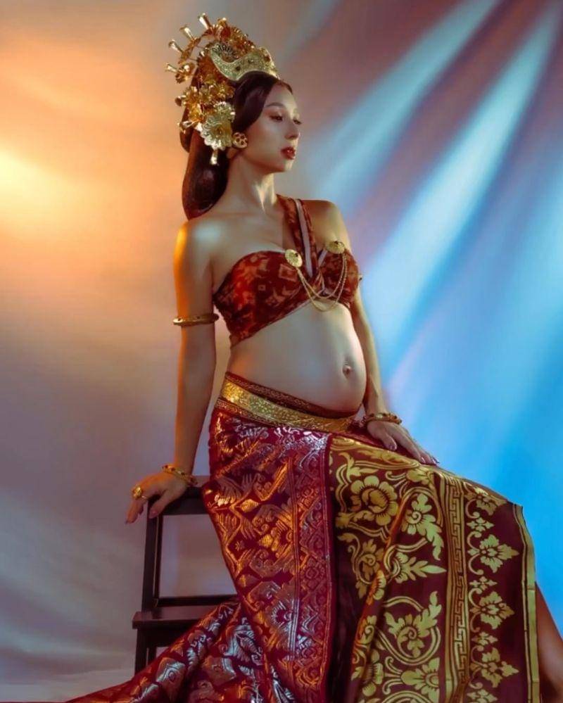 Instagram.com/jenniferbachdim