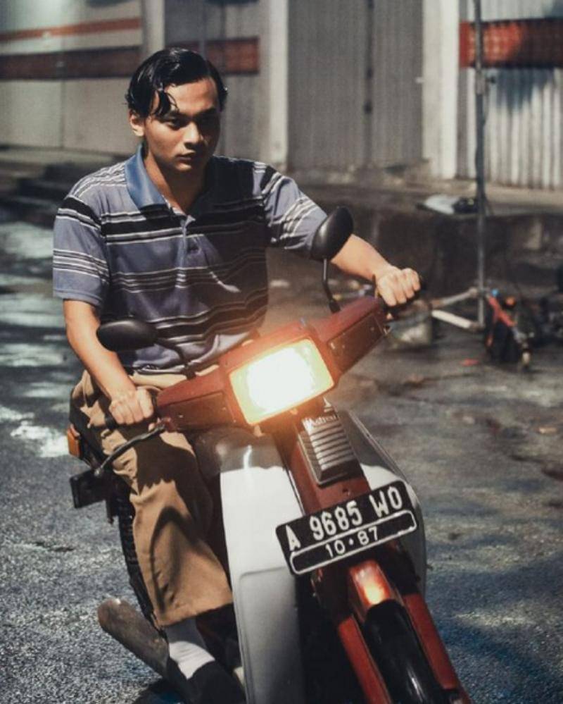 Twitter.com/djaycoholyc