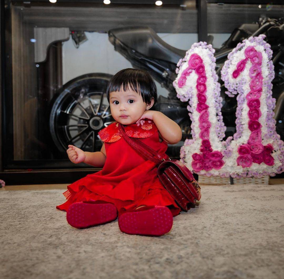 Instagram.com/Aurelie.Hermansyah