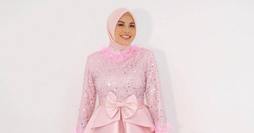 Instagram.com/aurelie.hermansyah