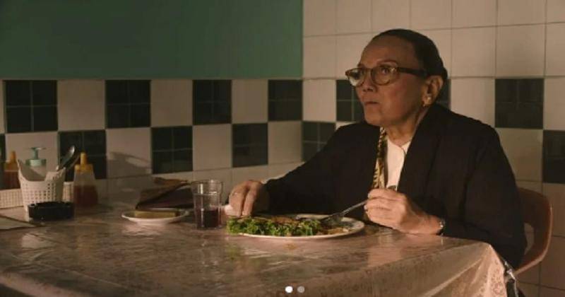 instagram.com/christinehakimofficial