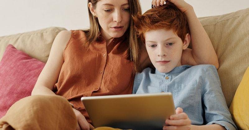 Pexels/Julia M Cameron