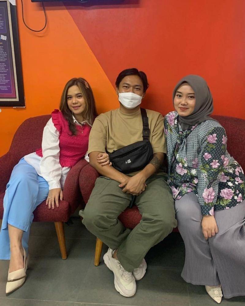 Instagram.com/sisisinta