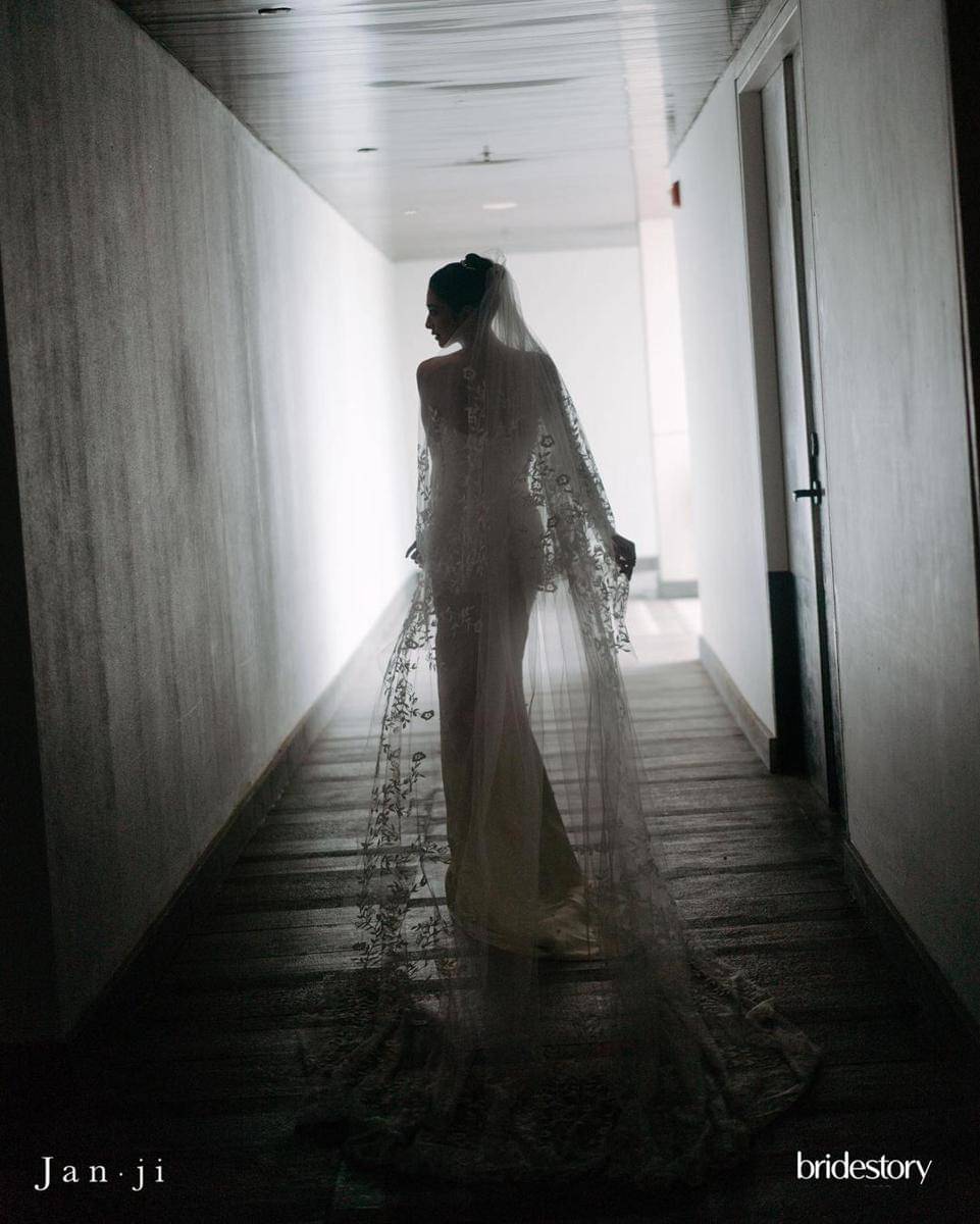 Instagram.com/thebridestory