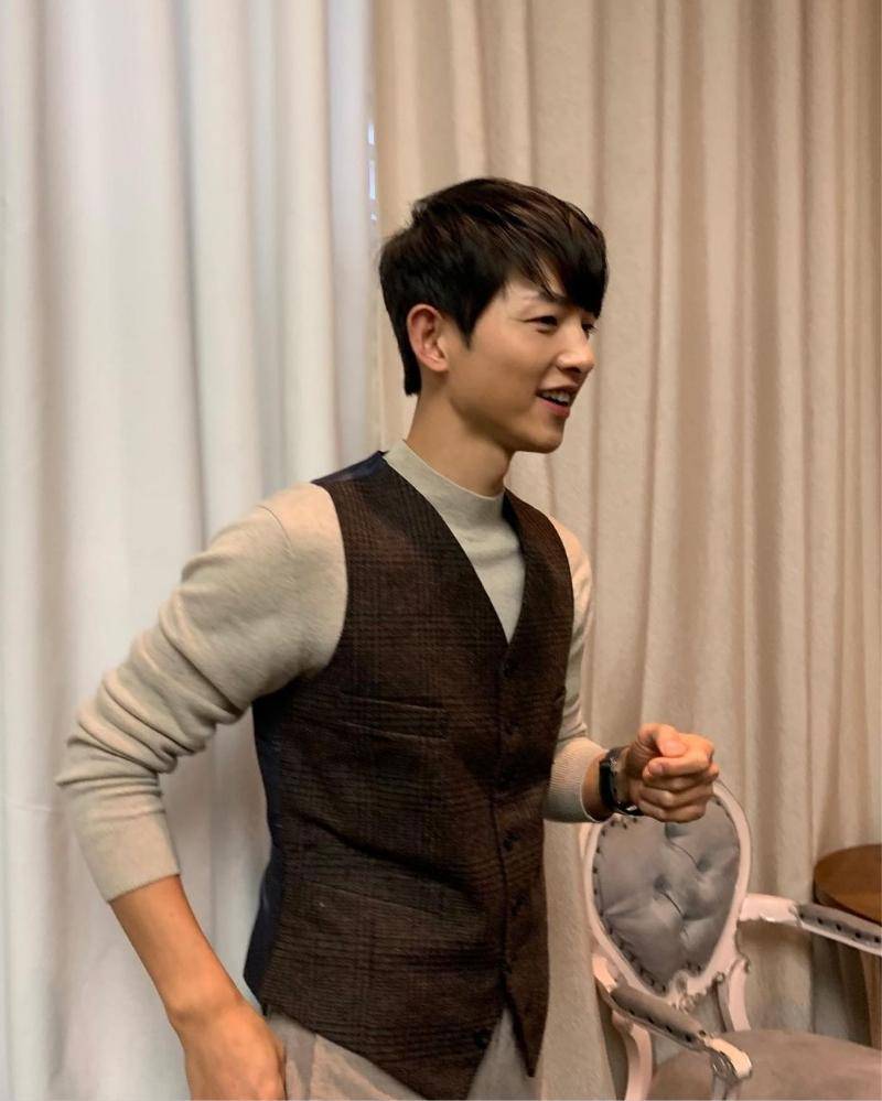 Instagram.com/hi_songjoongki