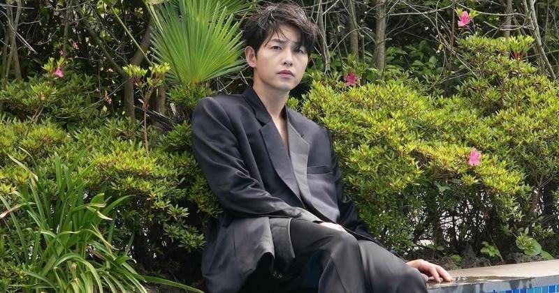 Pesona Song Joong Ki yang Buat Katy Louise Terpikat, Kabarnya Menikah!