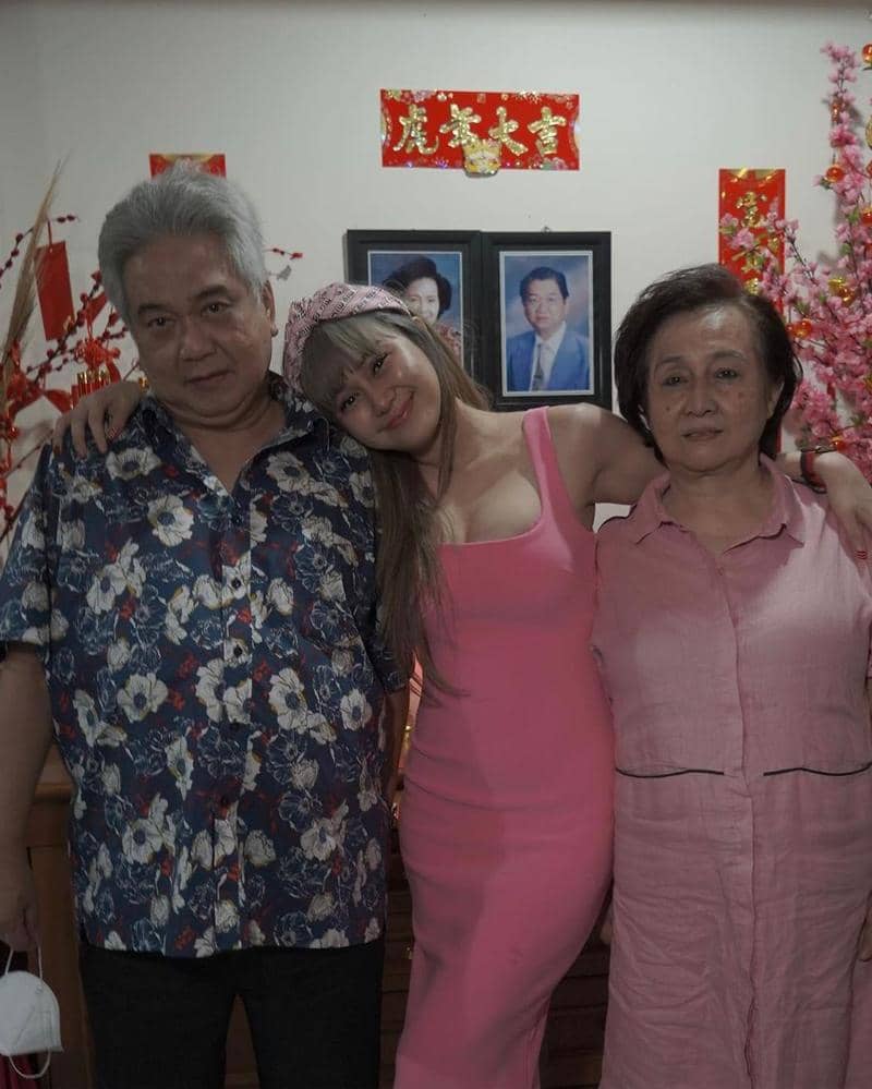 Instagram.com/denisechariesta91