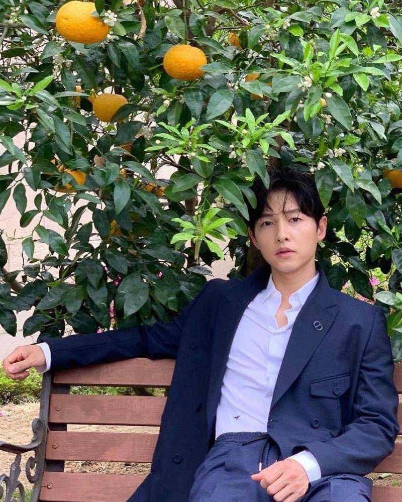 Instagram.com/@hi_songjoongki