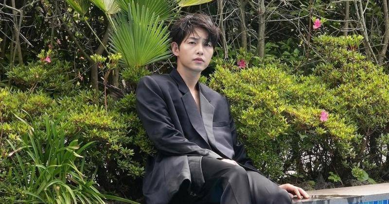 Isi Surat Song Joong Ki yang Resmi Menikahi Katy Louise Saunders