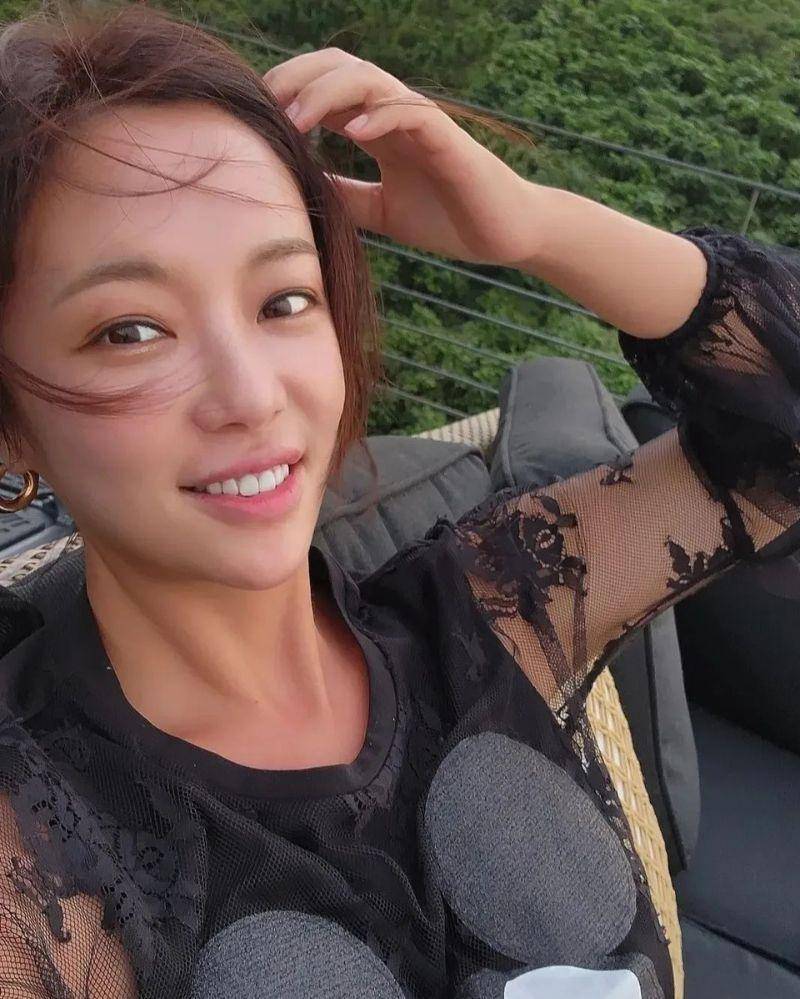 Instagram.com/@jungeum84