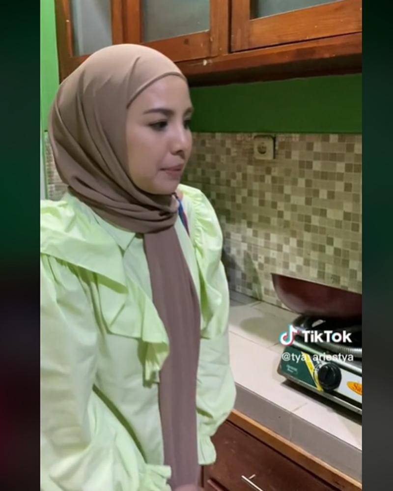 Tiktok.com/tya_ariestya