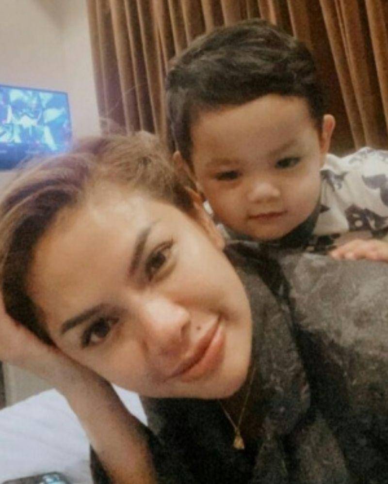 Instagram.com/nikitamirzanimawardi_172