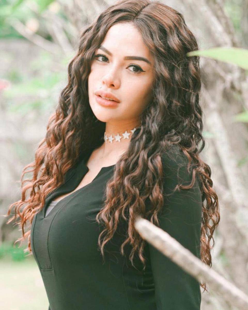 Instagram.com/nikitamirzanimawardi_172