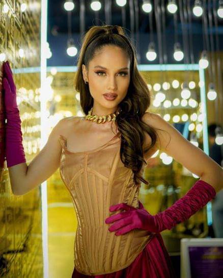 Instagram.com/claurakiehl