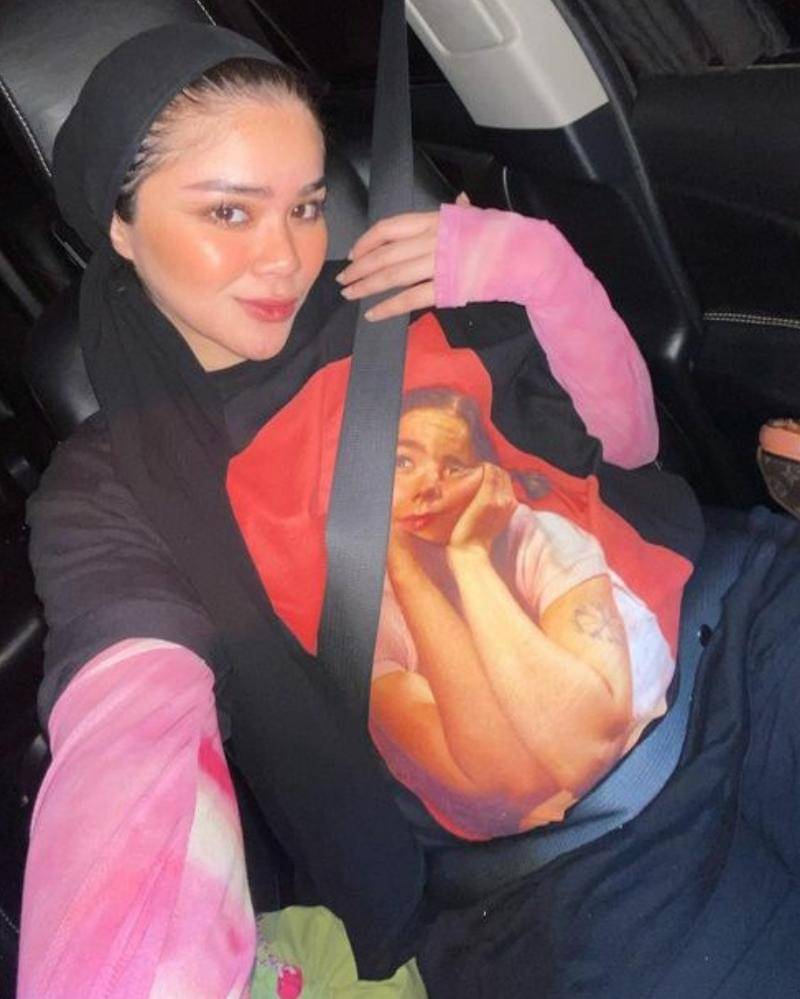 Instagram.com/siviazizah