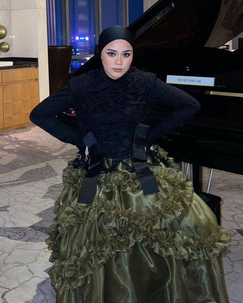 Instagram.com/siviazizah