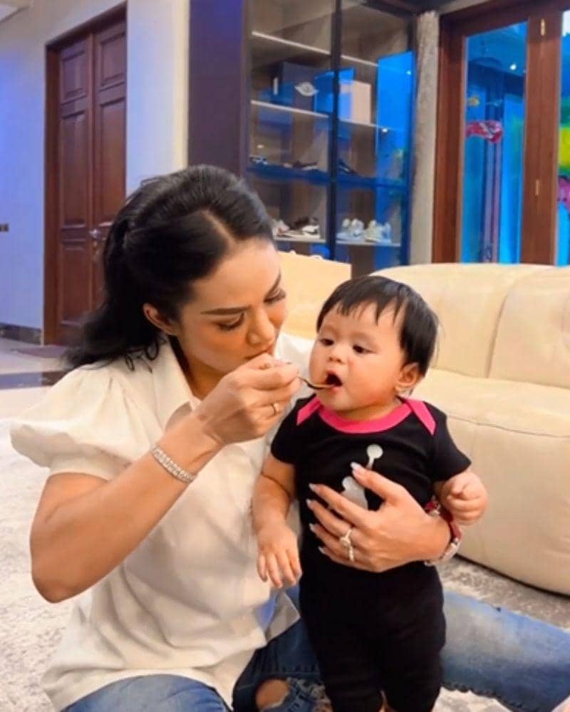 Instagram.com/krisdayantilemos