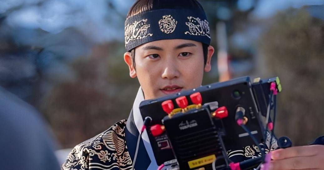 Instagram.com/ourbloomingyouth