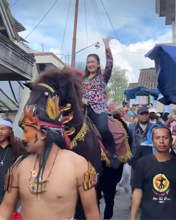 Instagram.com/nafaurbach