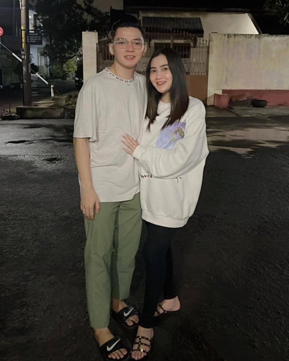 Instagram.com/nellakharisma