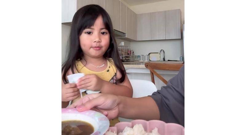 Instagram/rachelvennya