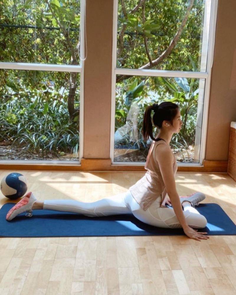 Instagram.com/laurabas/