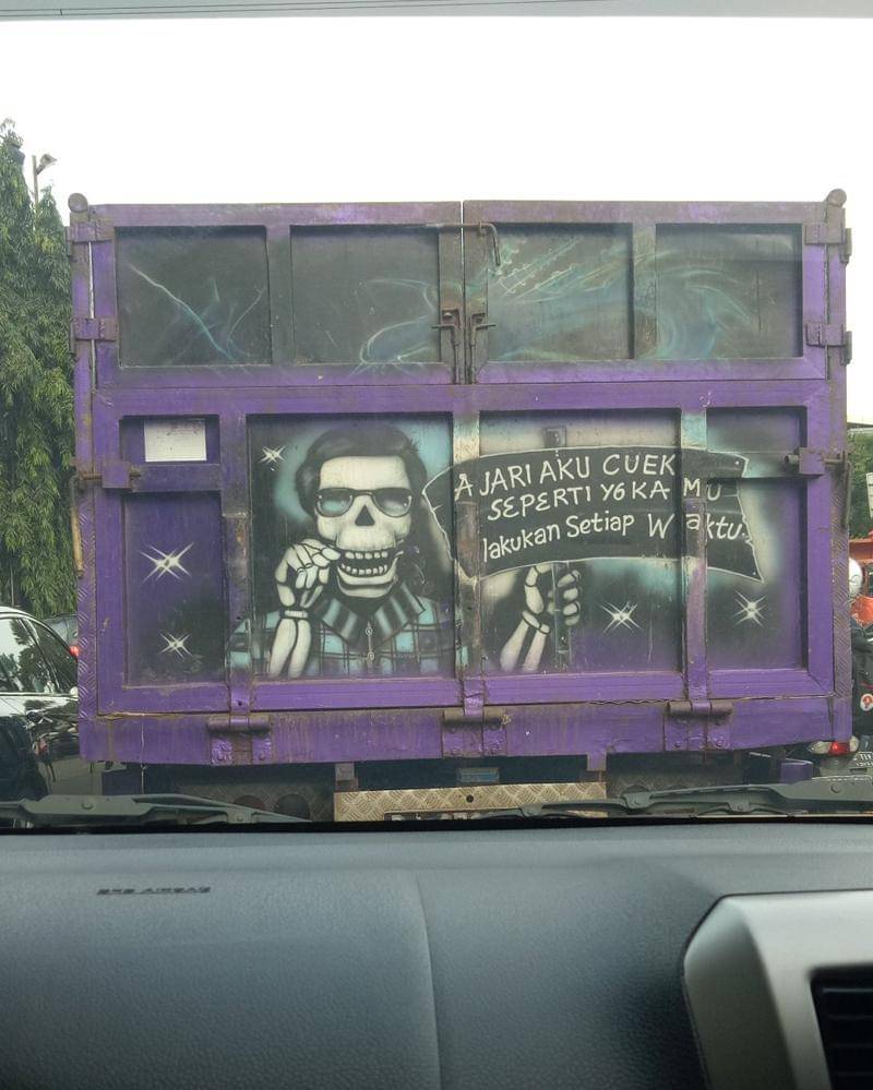 Twitter.com/ollineee